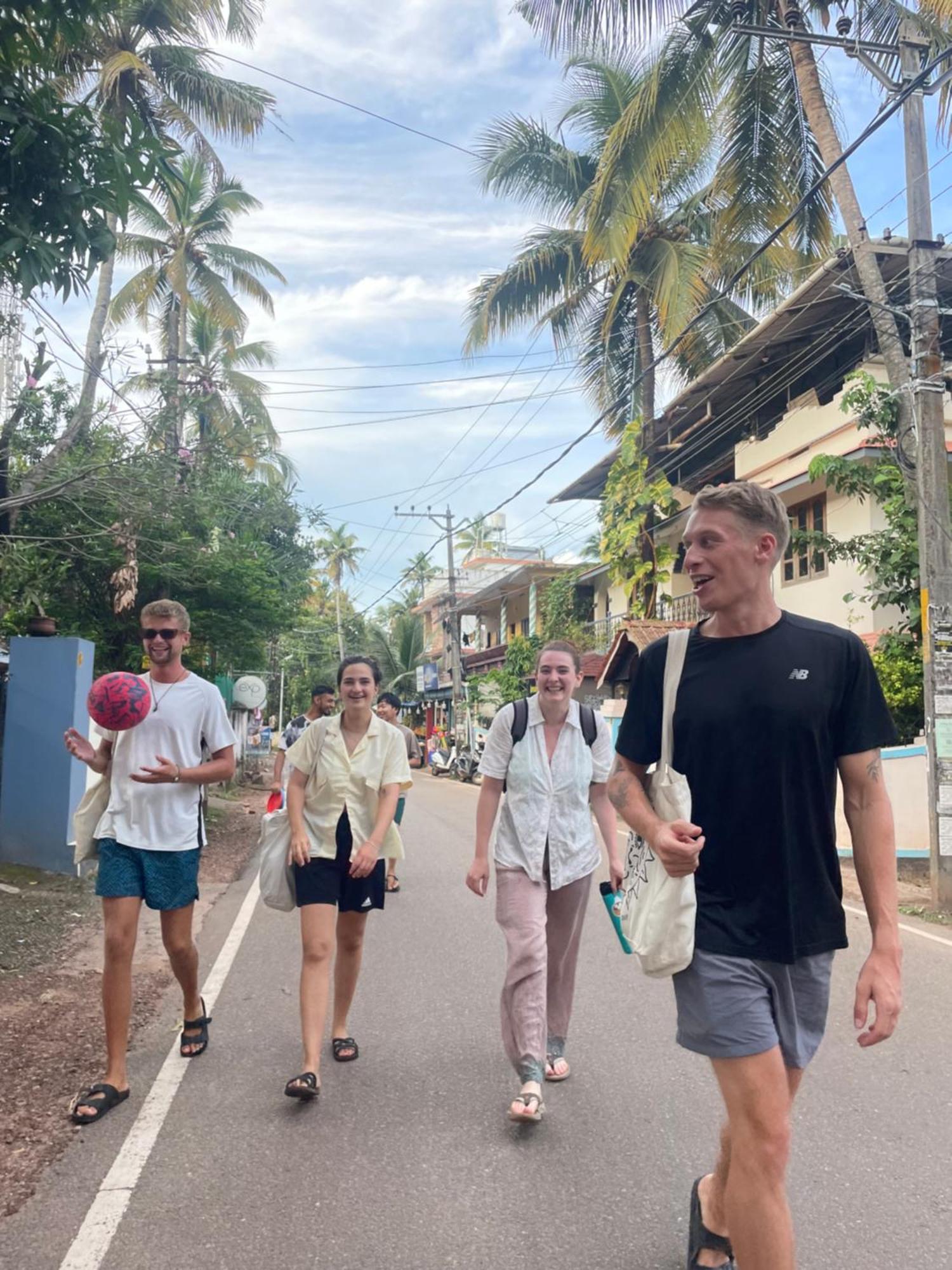 Hostelexp, Varkala - A Beach Town Hostel Ngoại thất bức ảnh
