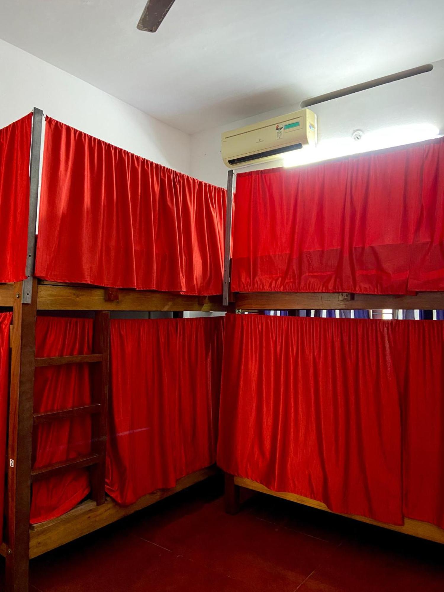 Hostelexp, Varkala - A Beach Town Hostel Ngoại thất bức ảnh