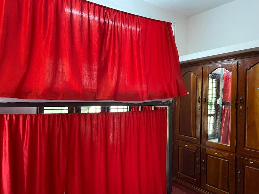 Hostelexp, Varkala - A Beach Town Hostel Ngoại thất bức ảnh