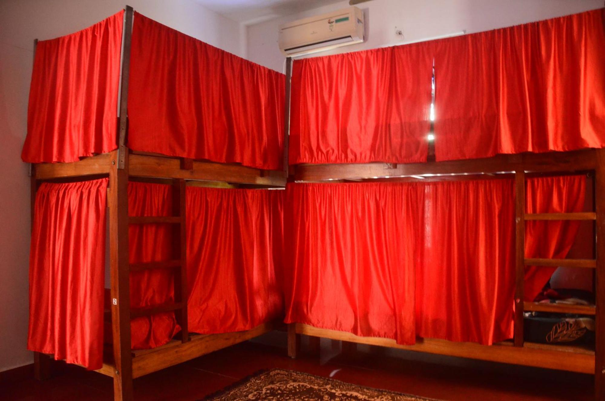 Hostelexp, Varkala - A Beach Town Hostel Ngoại thất bức ảnh