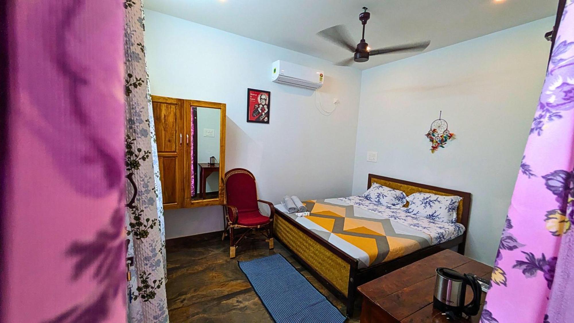 Hostelexp, Varkala - A Beach Town Hostel Ngoại thất bức ảnh